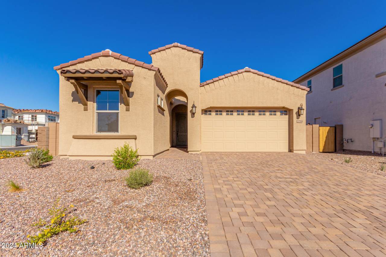 7718 Crabapple Drive - Photo 1