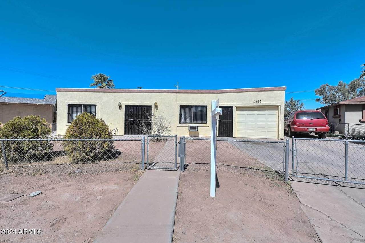3002 Latham Street - Photo 1