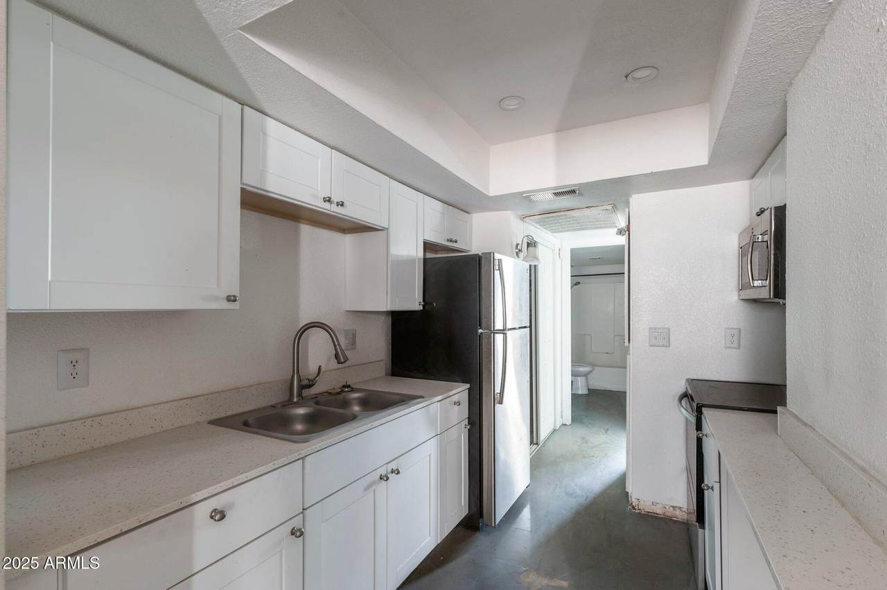 18202 Cave Creek Road - Photo 1