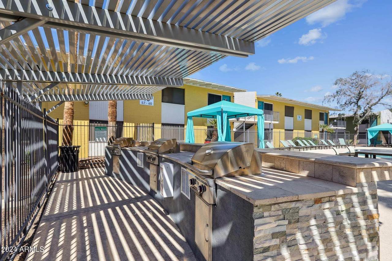 615 Hardy Drive - Photo 1