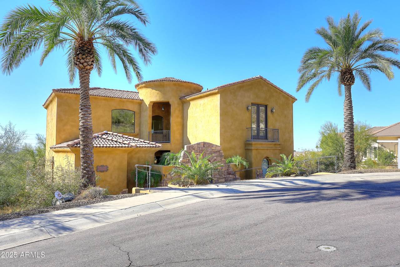 2105 Kerry Lane - Photo 1