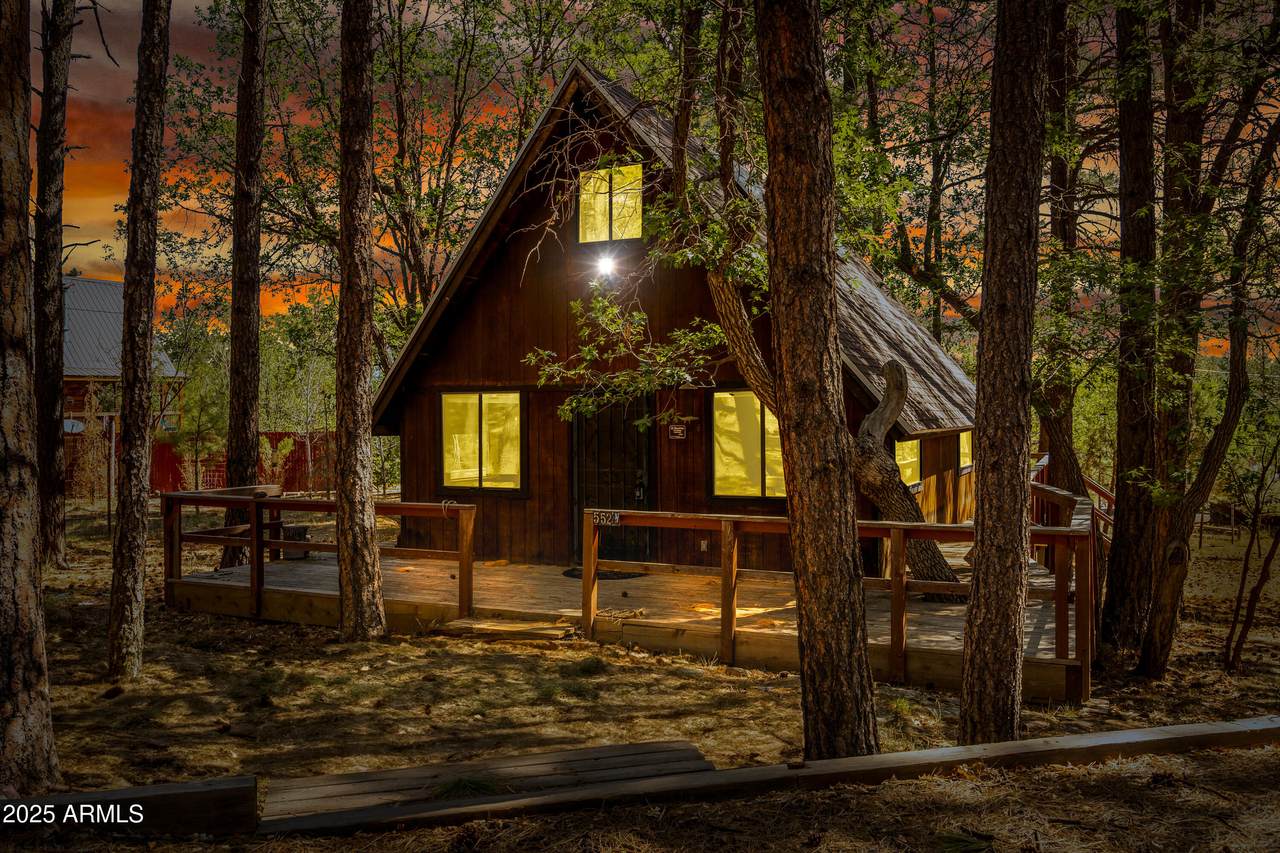 5528 Deer Run - Photo 1