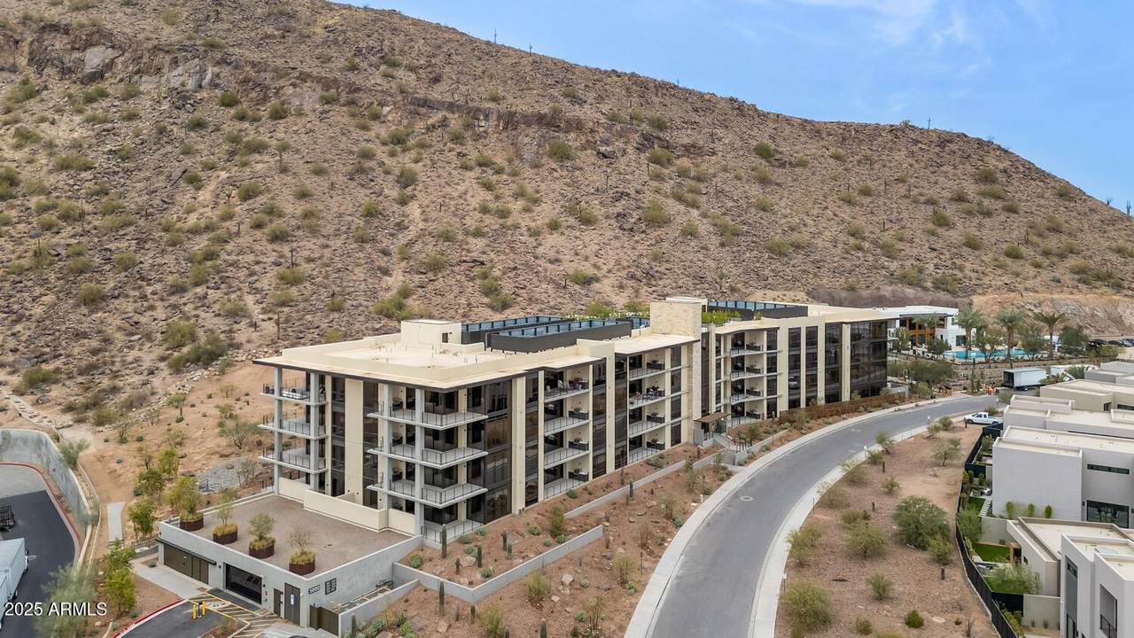 5000 Camelback Ridge Road - Photo 1