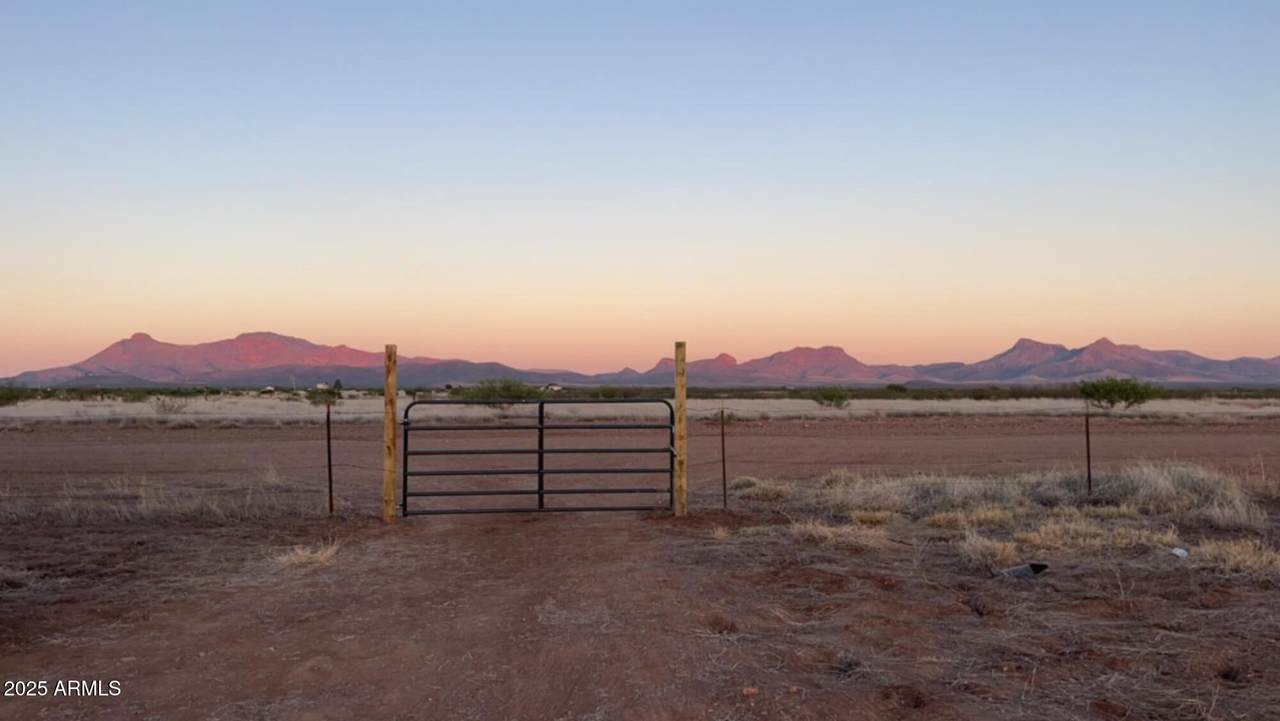 6536 Vista Del Cerro Drive - Photo 1