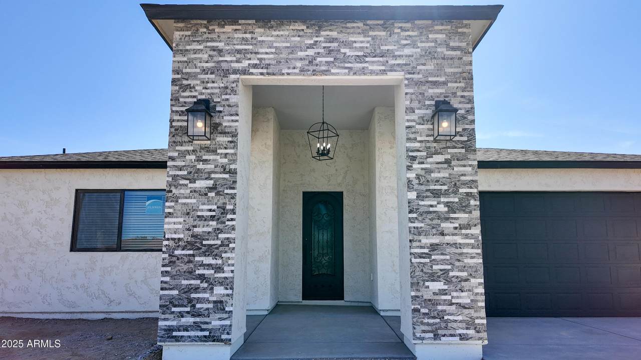11612 211th Lane - Photo 1