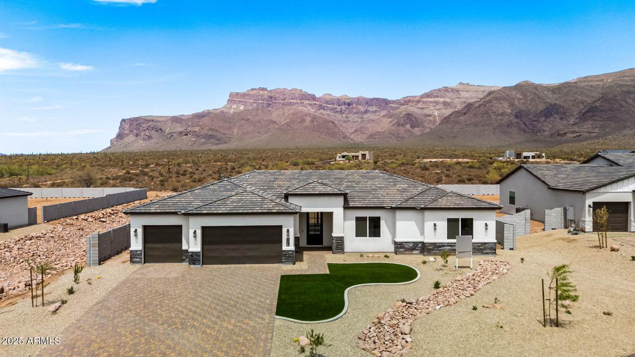 9278 Cloudview Avenue - Photo 1