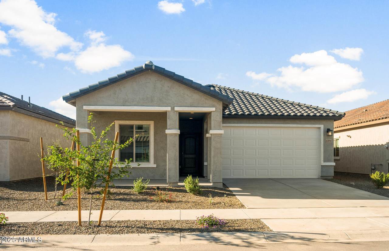 42890 Peters Drive - Photo 1