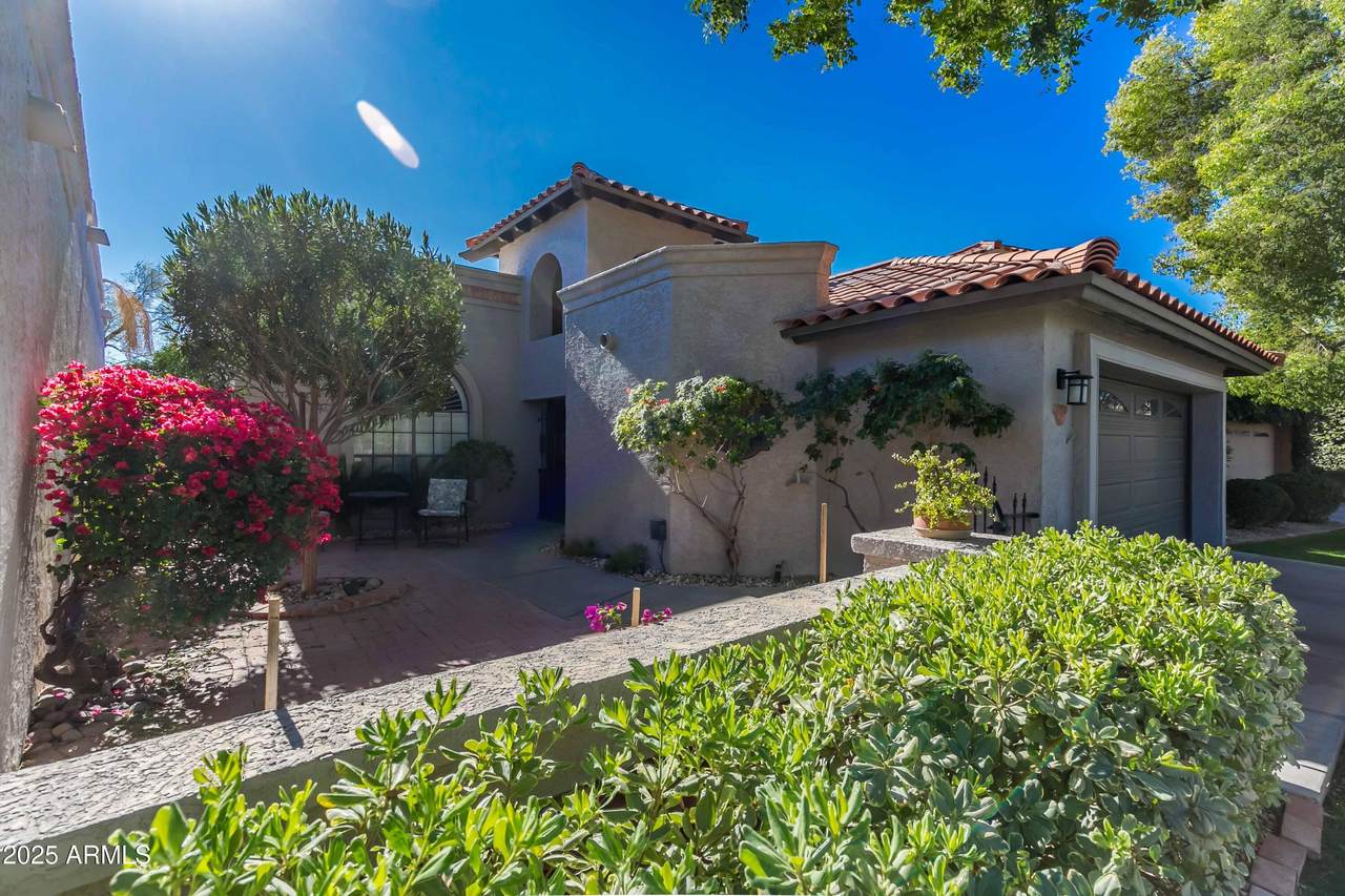 10557 Fanfol Lane - Photo 1