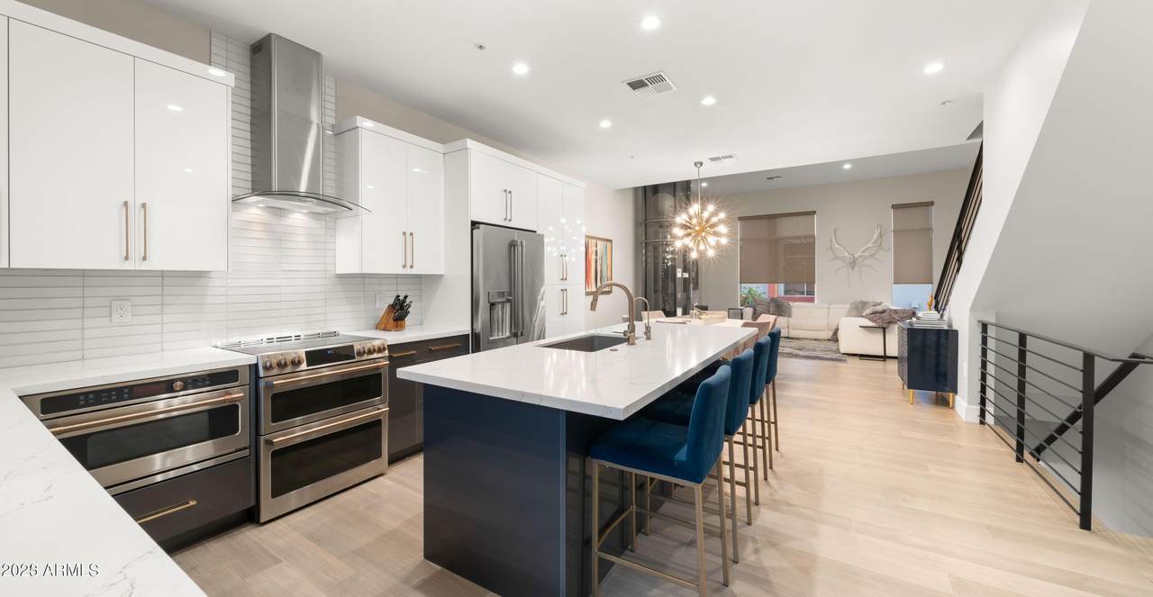 16510 92ND Street - Photo 1