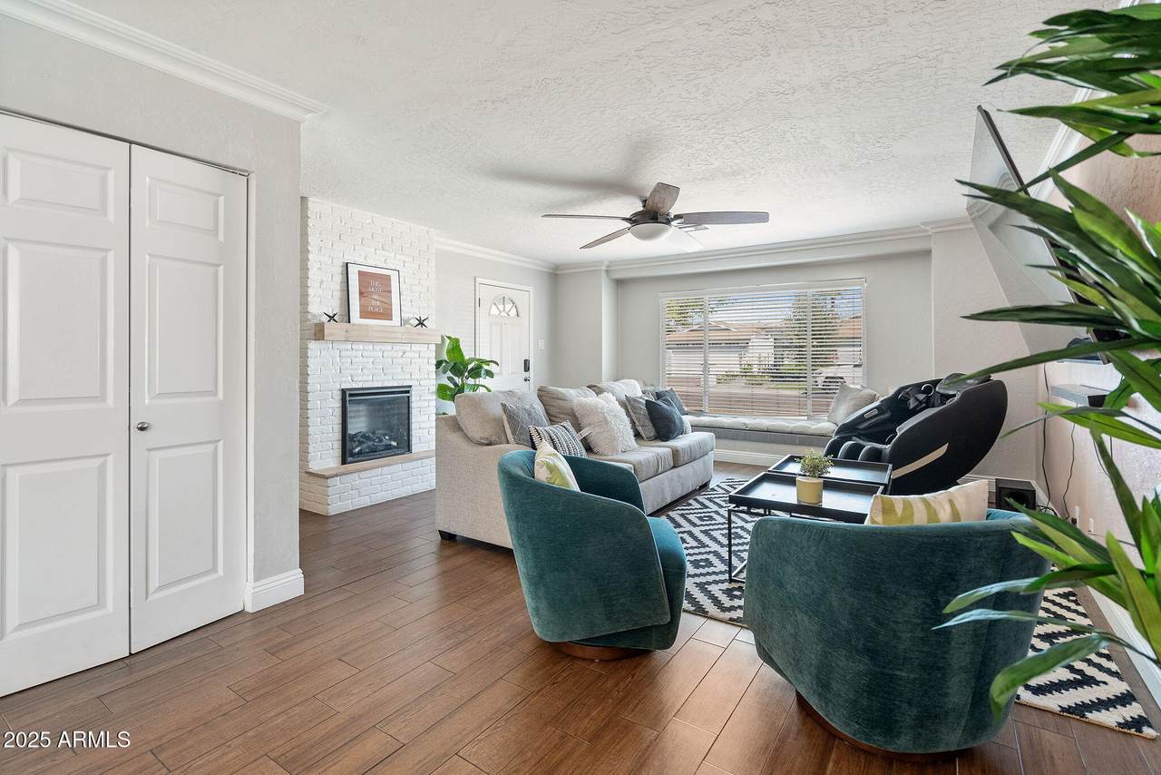 8213 Whitton Avenue - Photo 1
