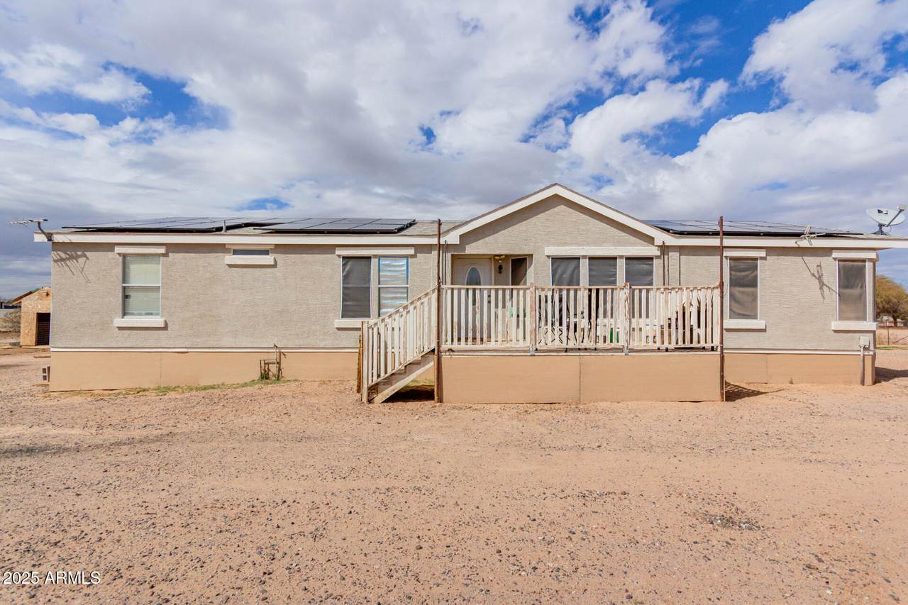 11609 207TH Avenue - Photo 1