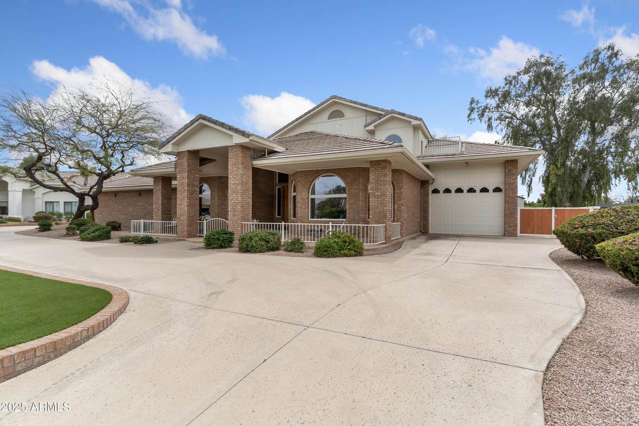 1321 Gardenia Avenue - Photo 1