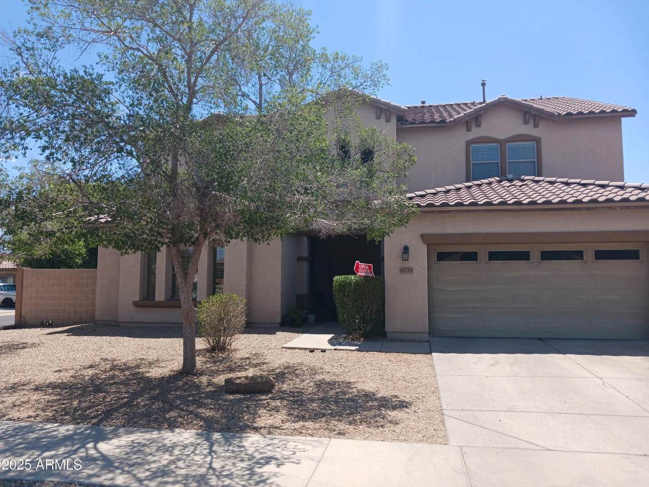 11219 165TH Avenue - Photo 1