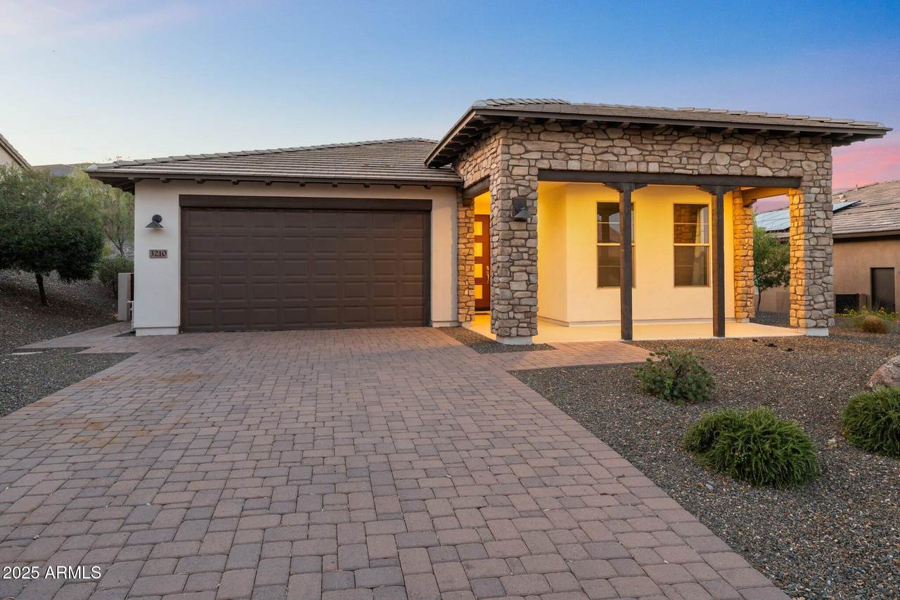 3210 Knight Way - Photo 1