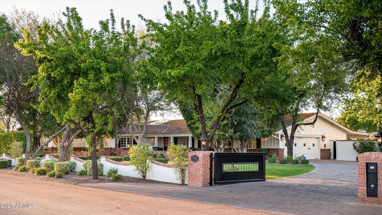 8602 Gary Road - Photo 1