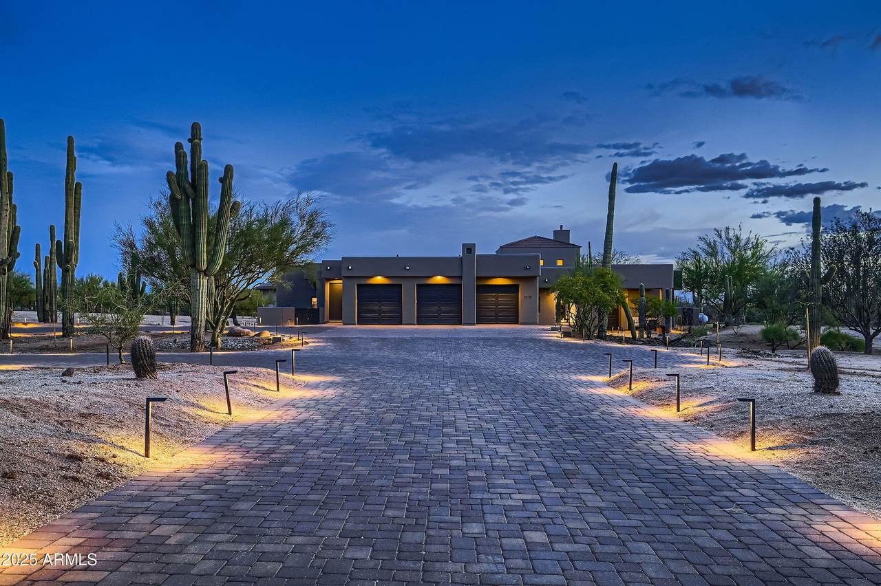 7975 Dale Lane - Photo 1