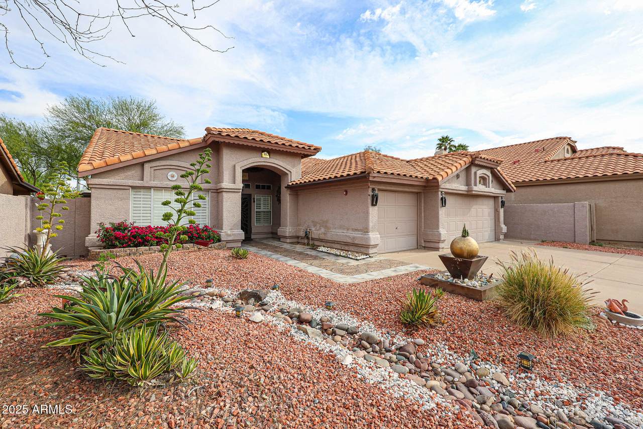 8826 Palm Ridge Drive - Photo 1