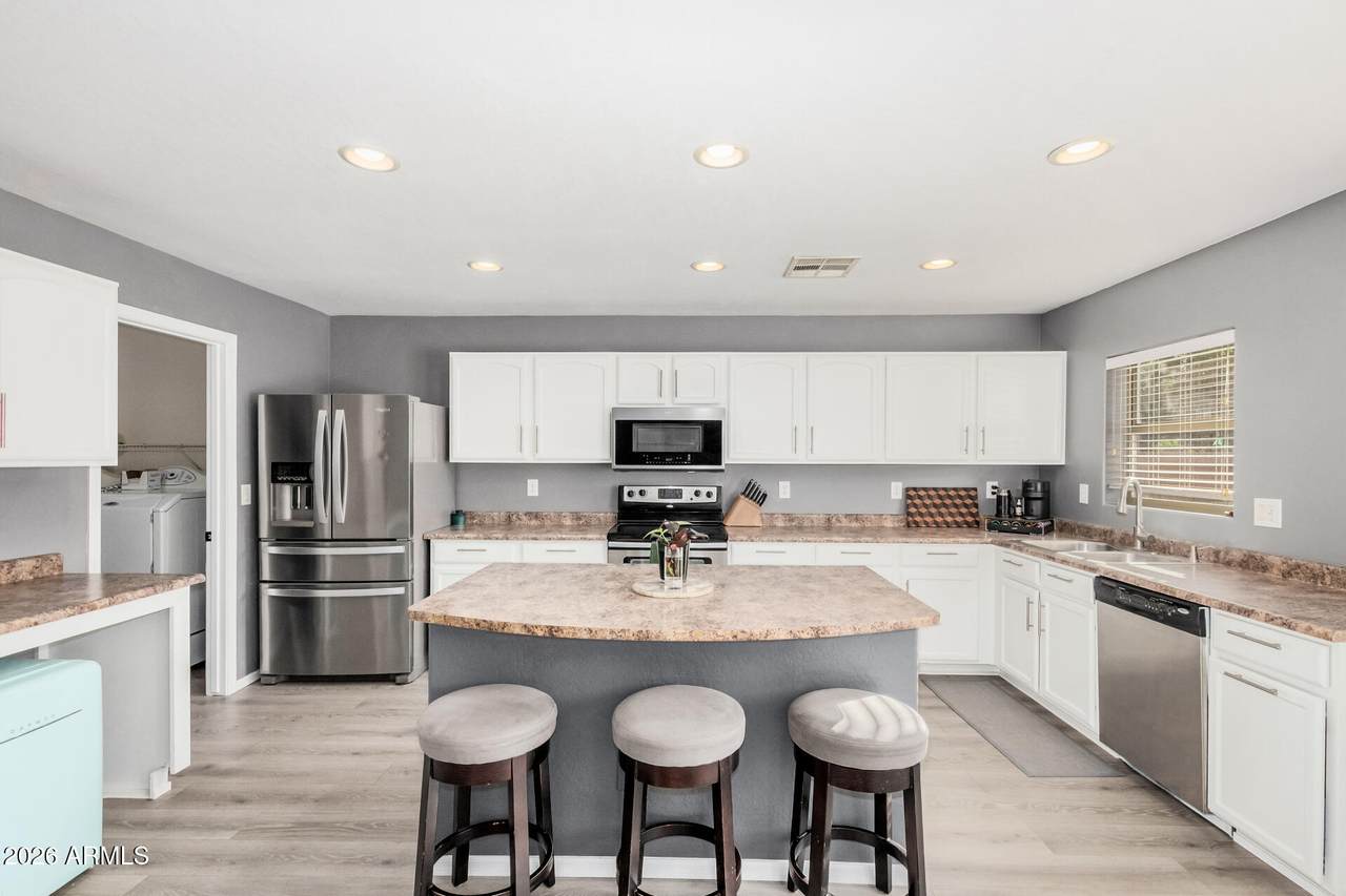 11737 Robin Drive - Photo 1