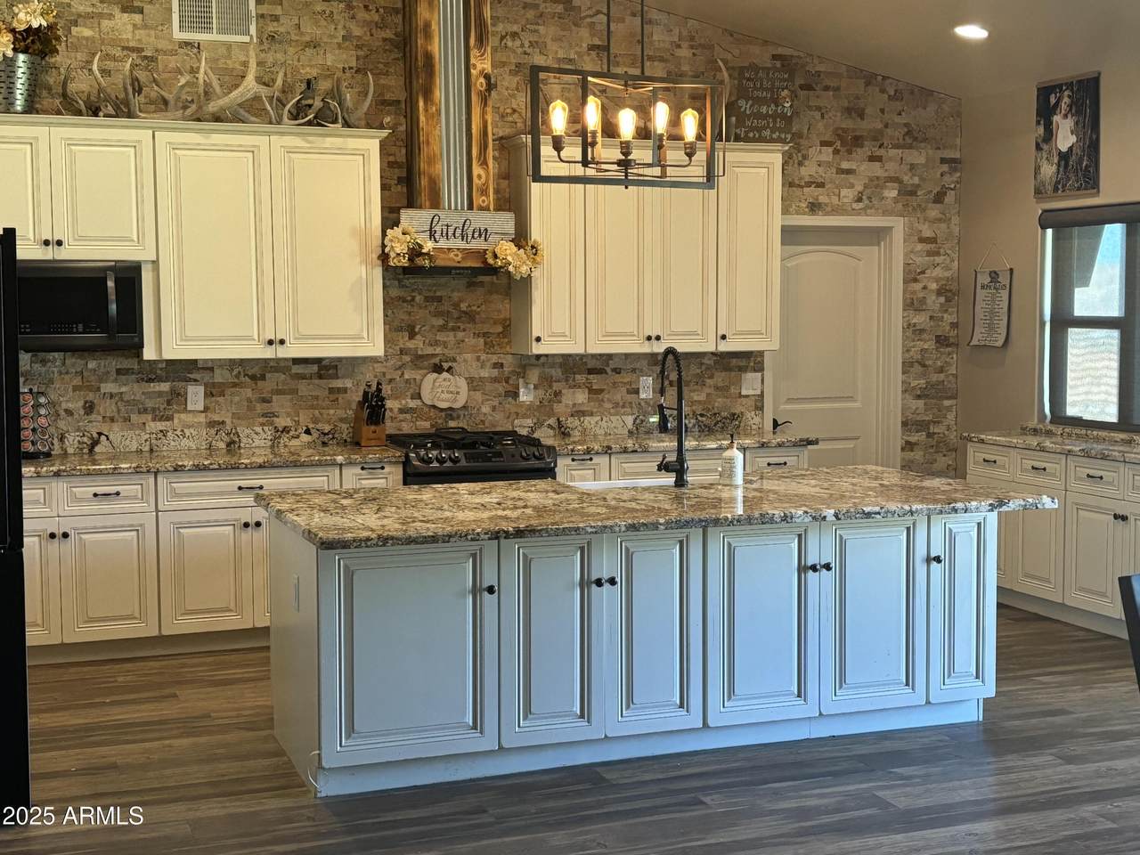 8407 Ice House Canyon Road - Photo 1