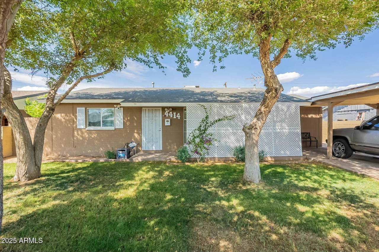 4414 Weldon Avenue - Photo 1