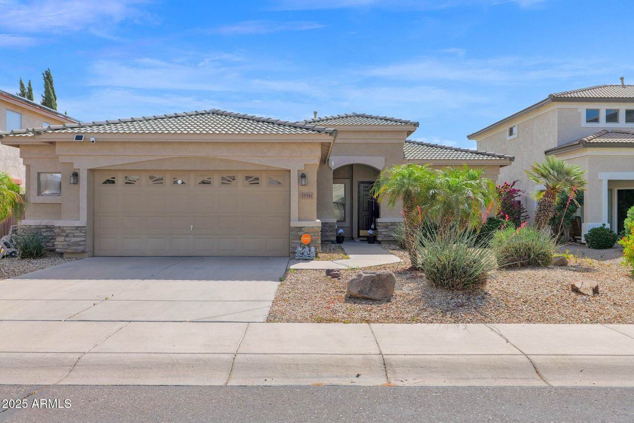 15541 174TH Lane - Photo 1