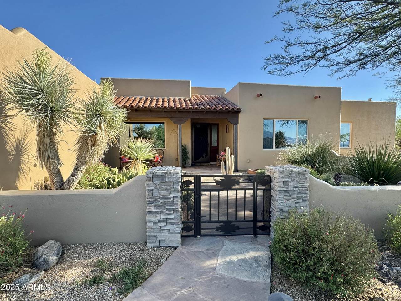 3400 Lynx Lane - Photo 1