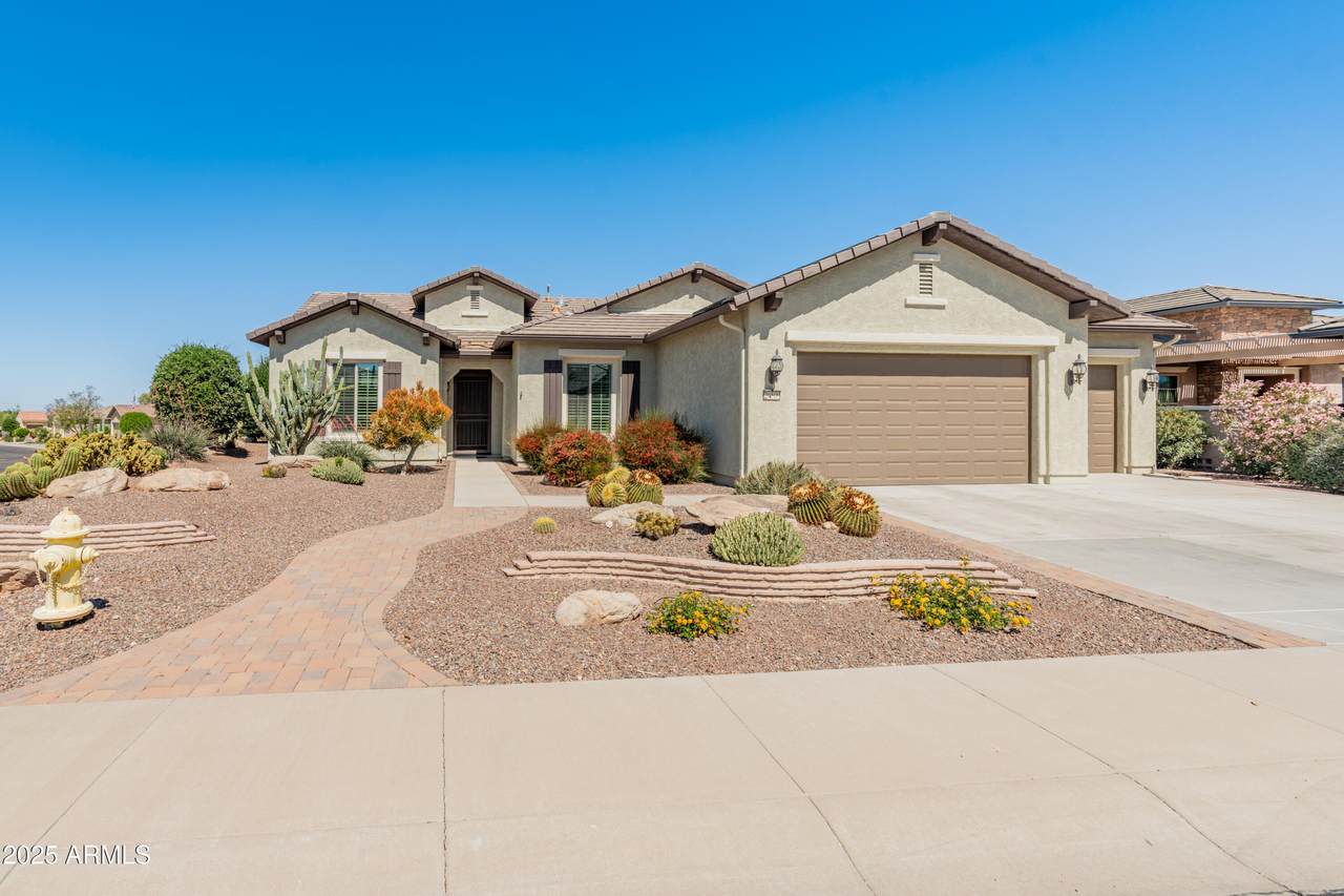 20506 271ST Avenue - Photo 1