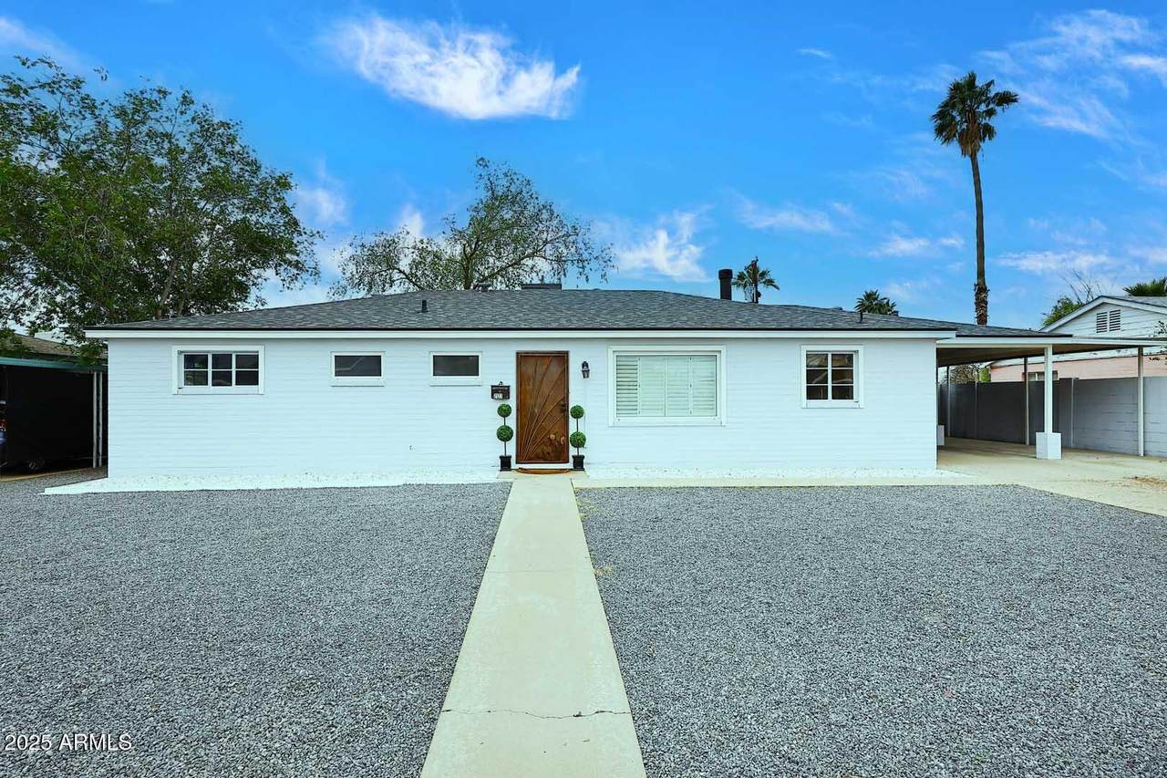2127 San Miguel Avenue - Photo 1