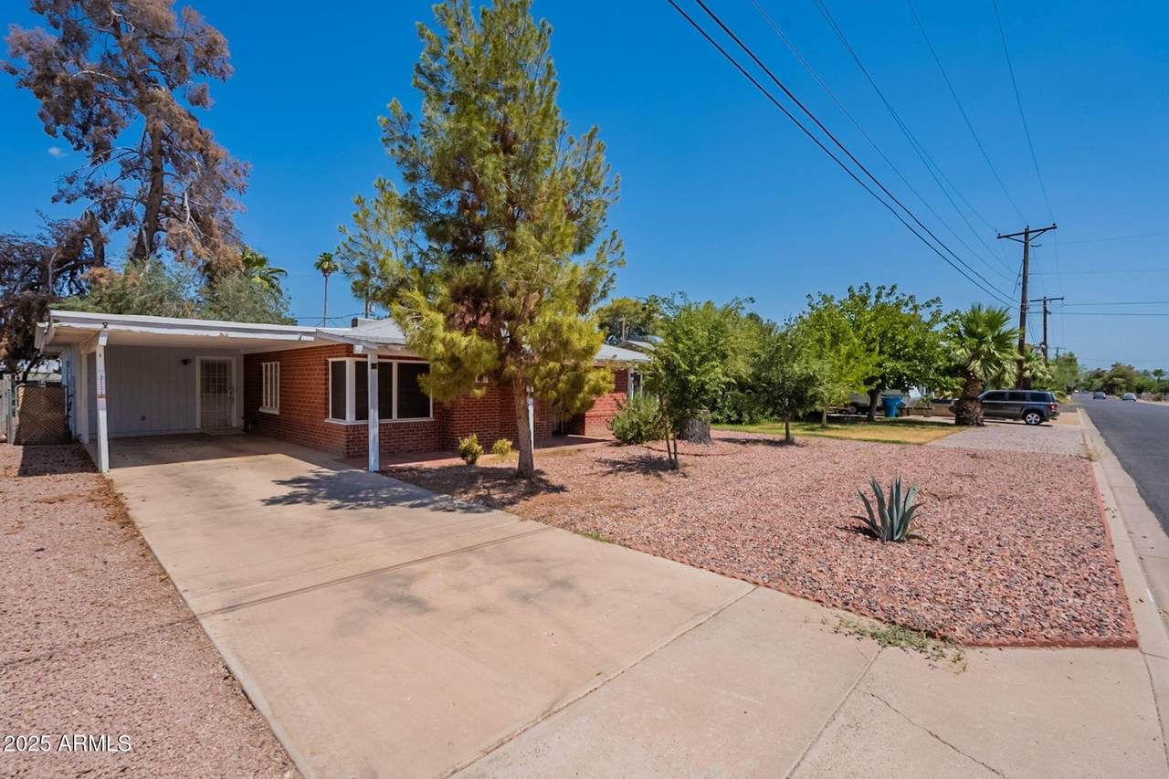 3115 26TH Street - Photo 1