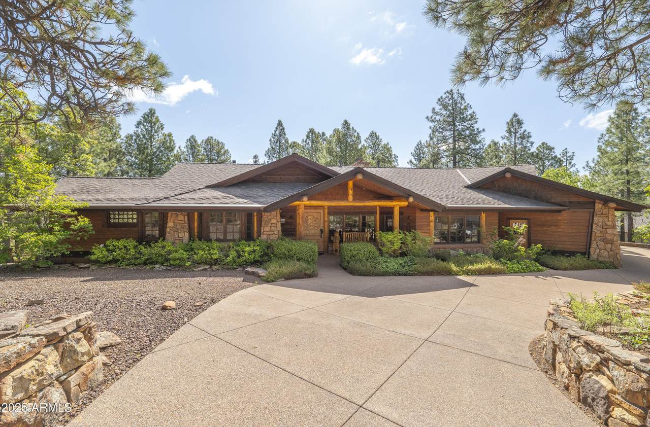 4560 Saddle Horn - Photo 1