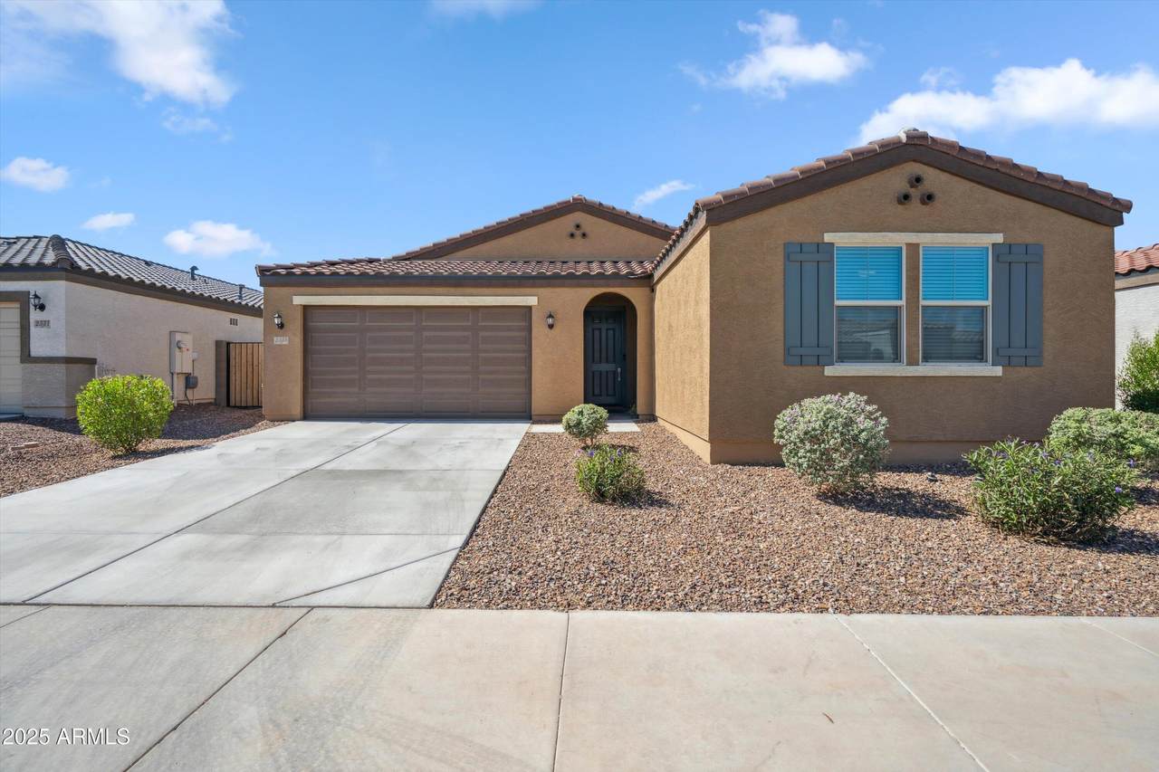 2335 Sunland Avenue - Photo 1