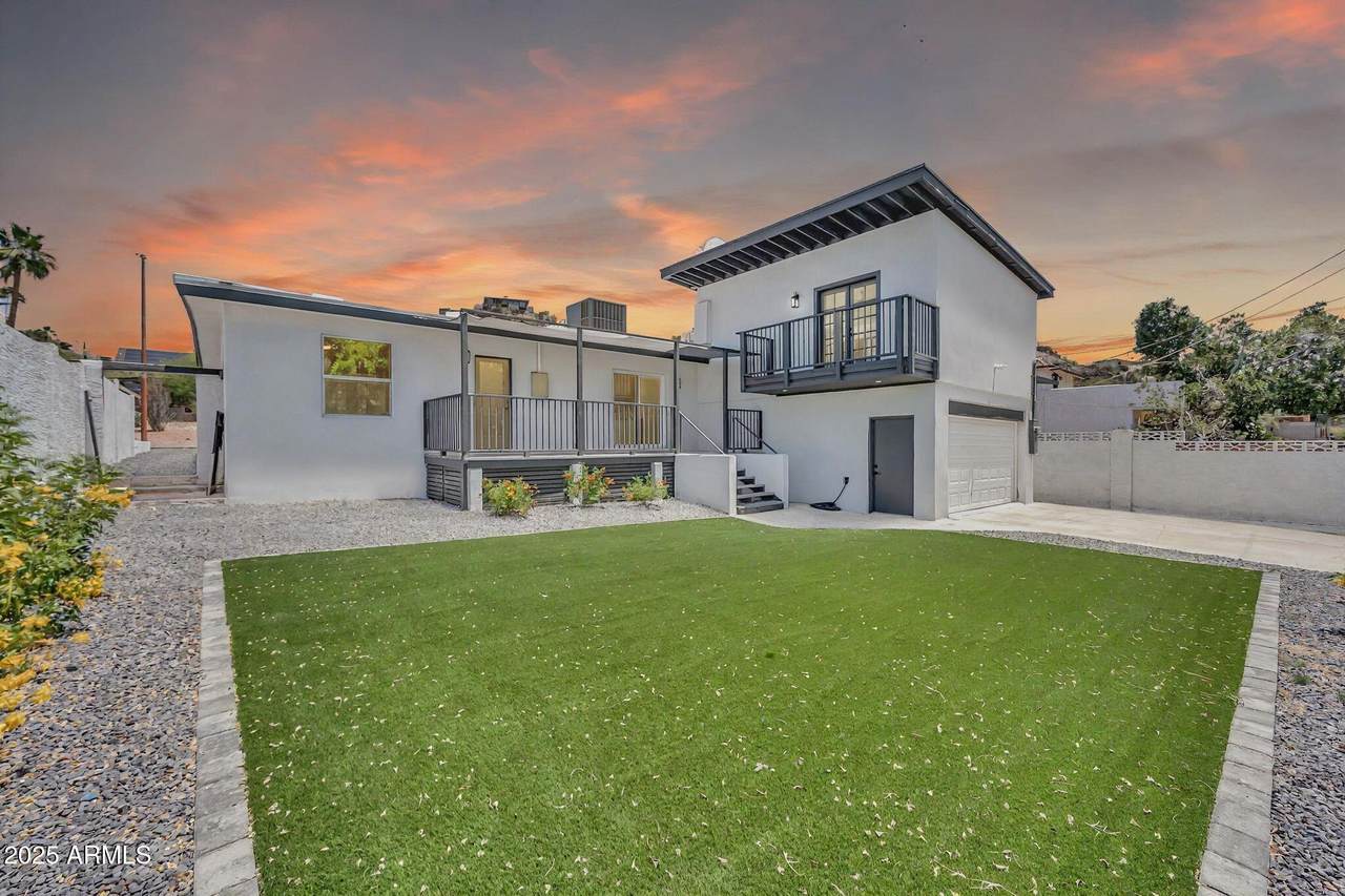 8436 13TH Place - Photo 1