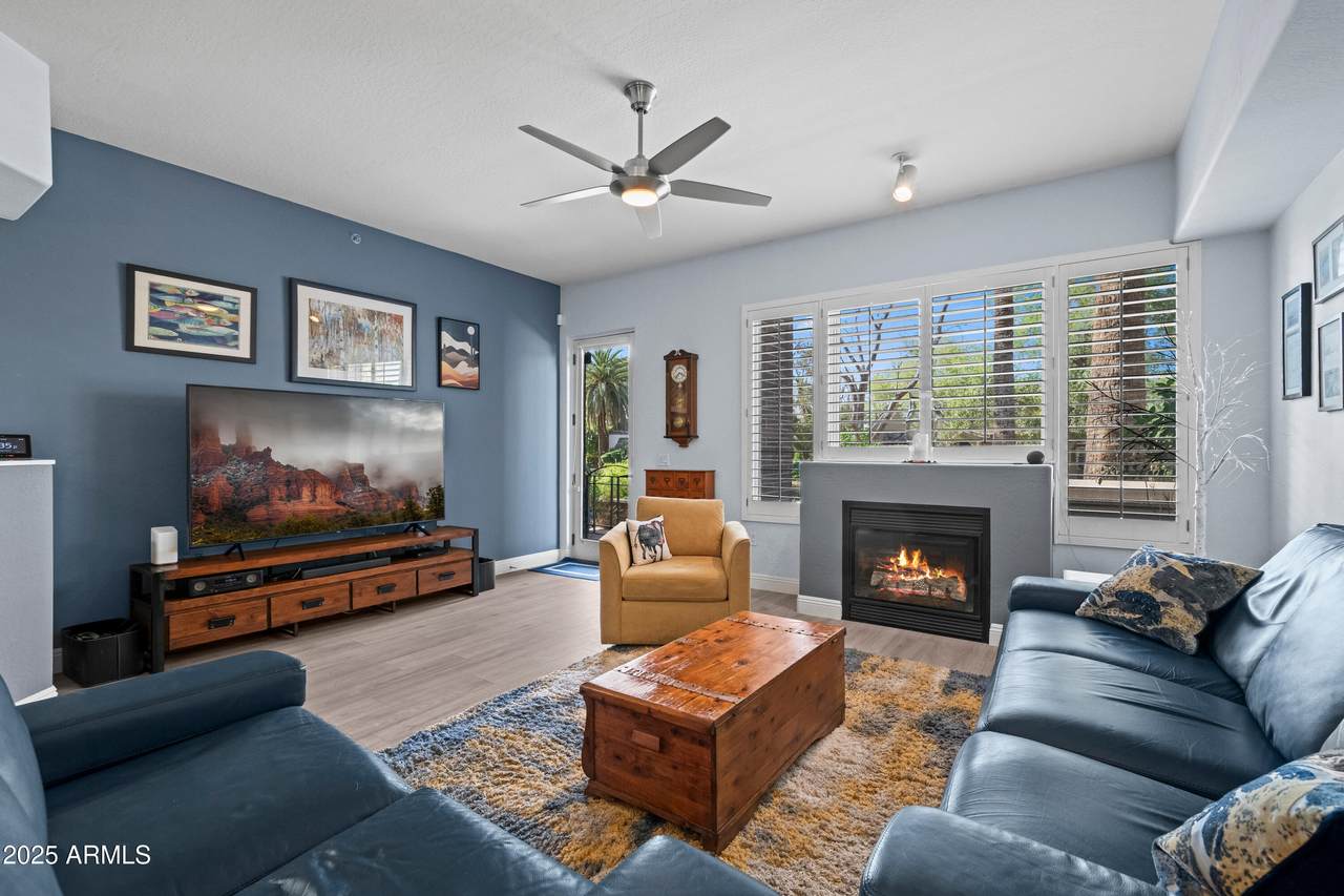 17 Vernon Avenue - Photo 1