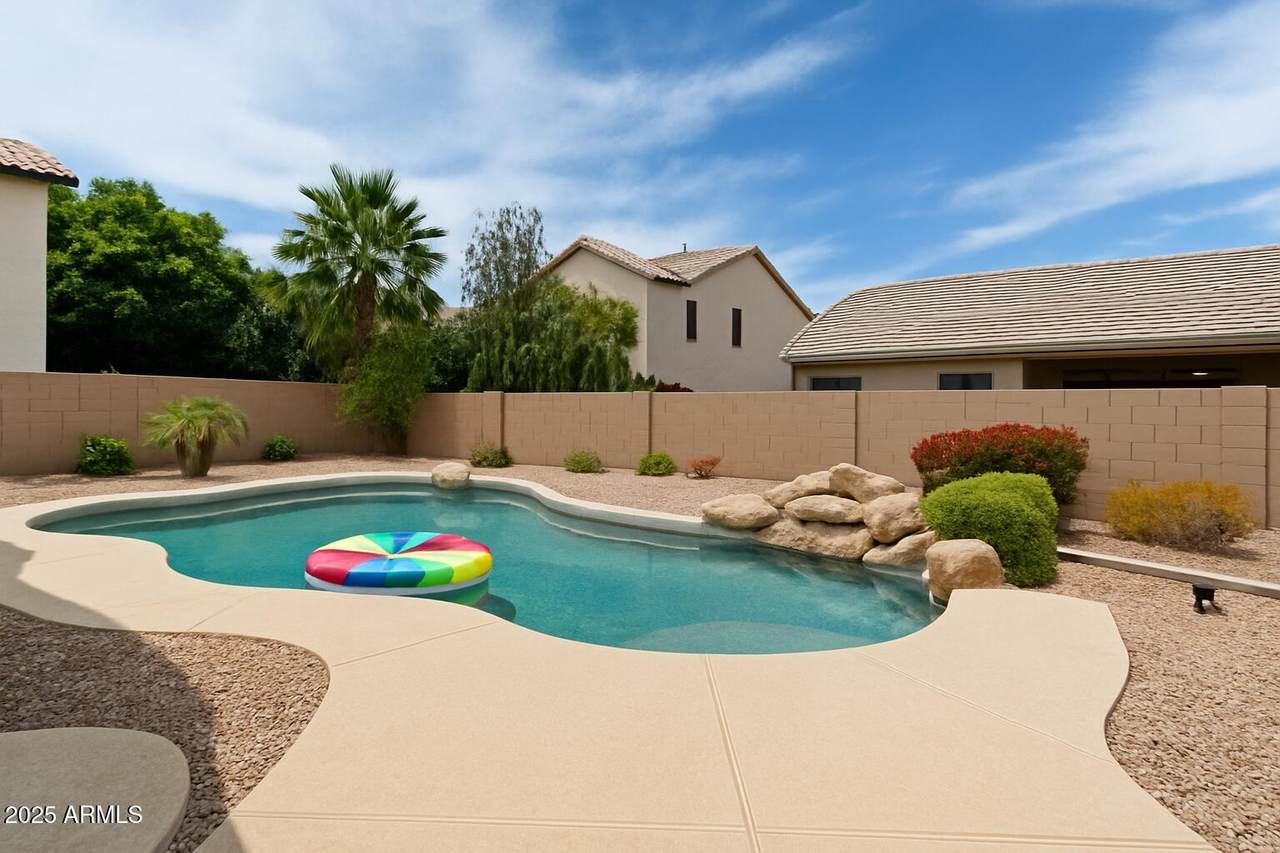 2834 Devon Court - Photo 1