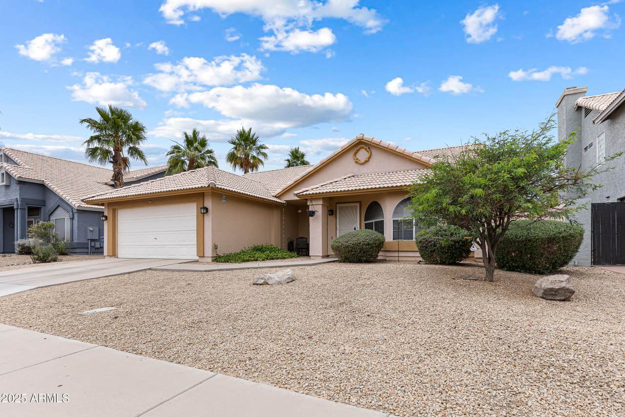 420 Leoma Lane - Photo 1