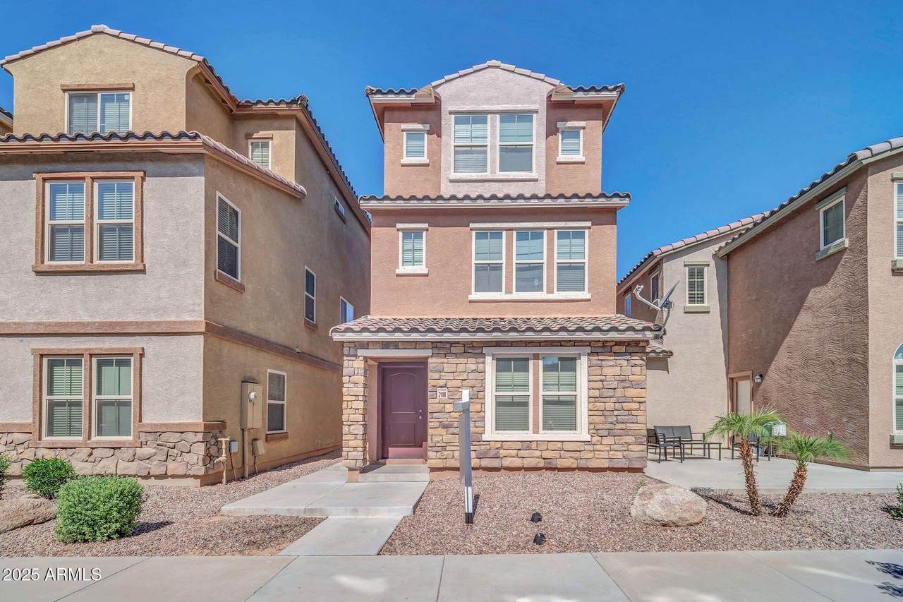 2118 77TH Lane - Photo 1