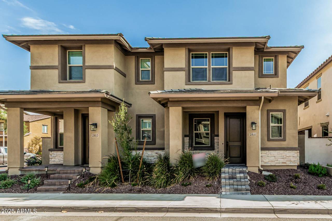 2811 Claire Drive - Photo 1