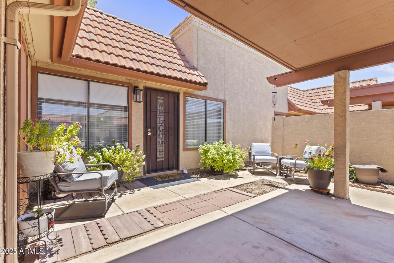 5211 18TH Drive - Photo 1