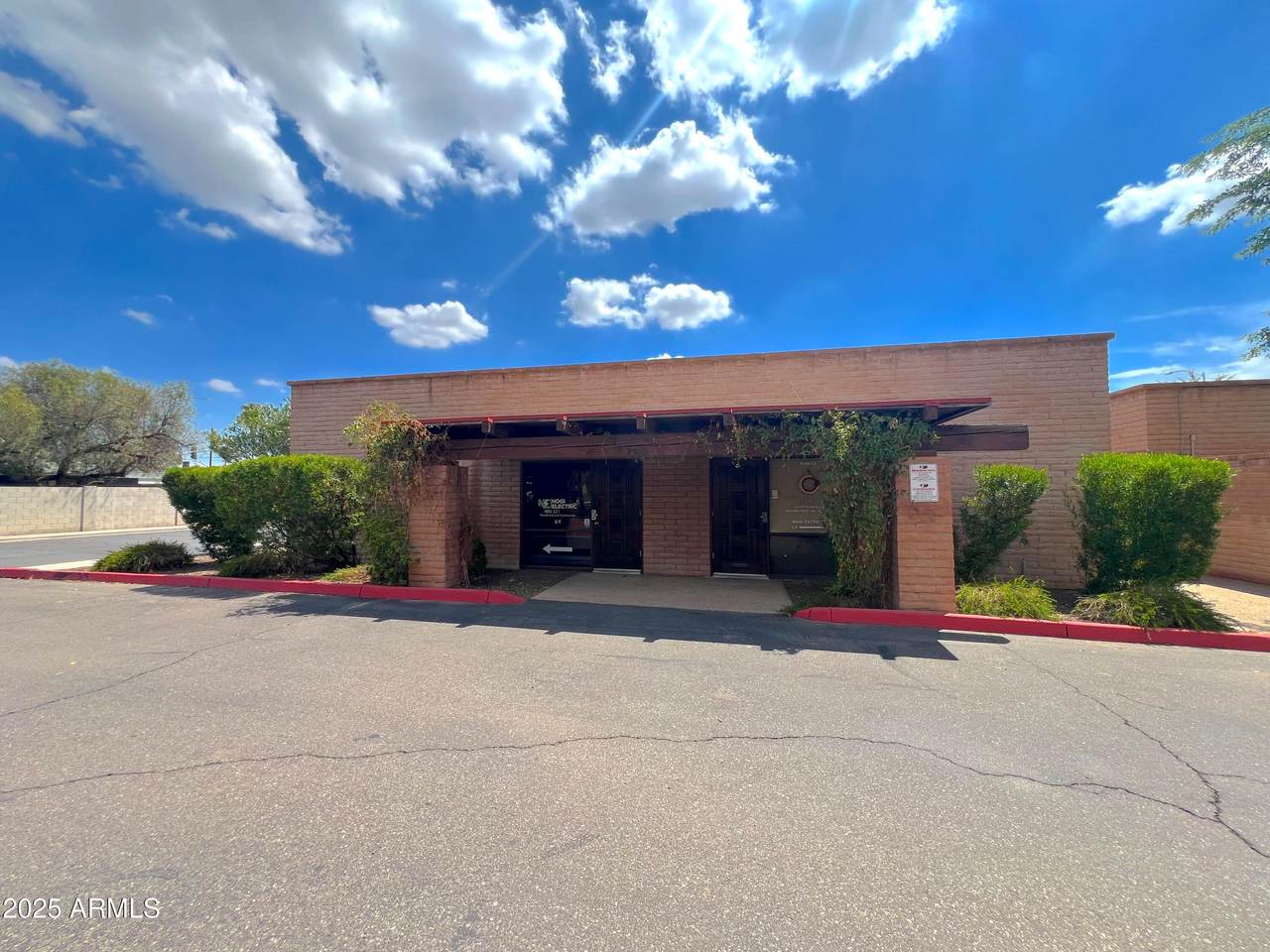 1550 University Drive - Photo 1