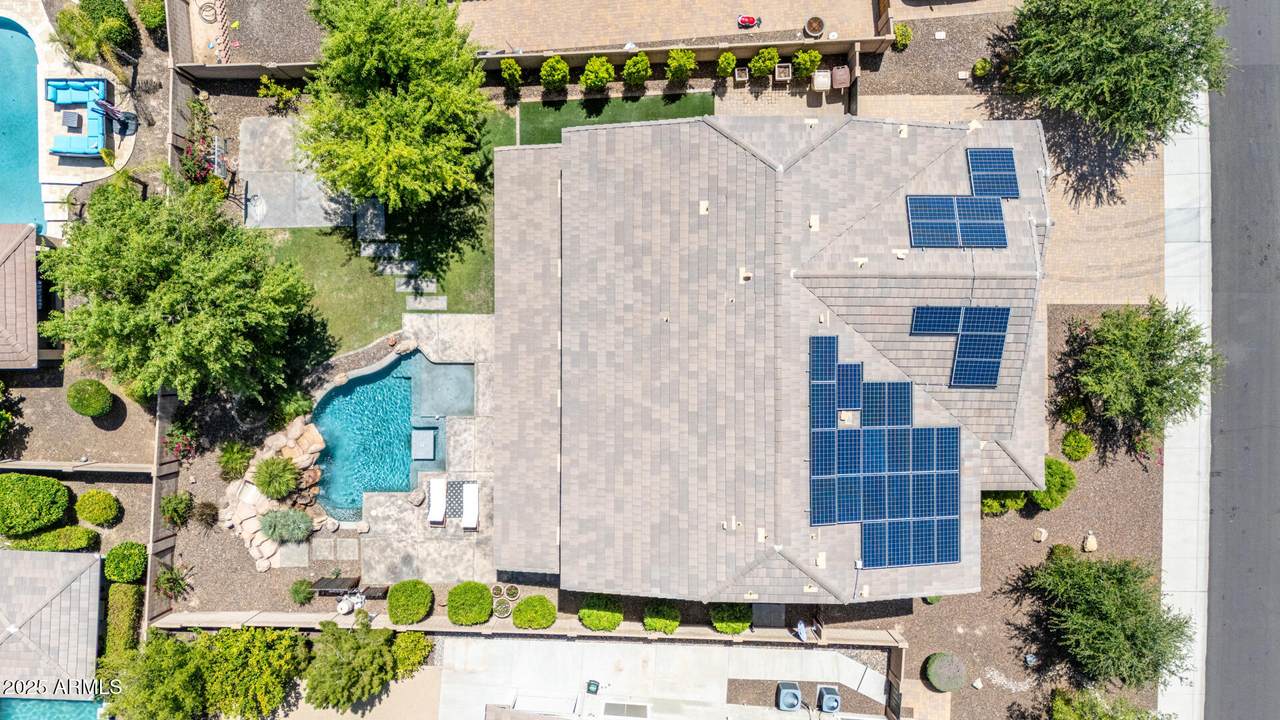 9372 Louise Drive - Photo 1