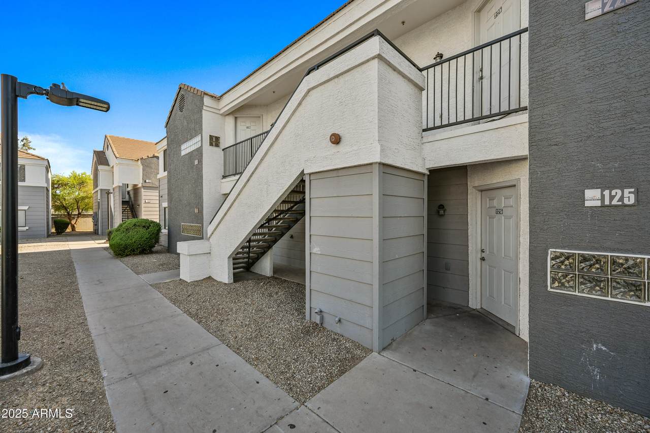 3065 67TH Avenue - Photo 1
