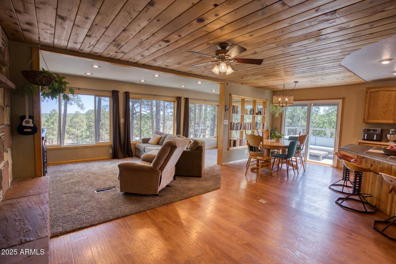 2611 Ellsworth Avenue - Photo 1