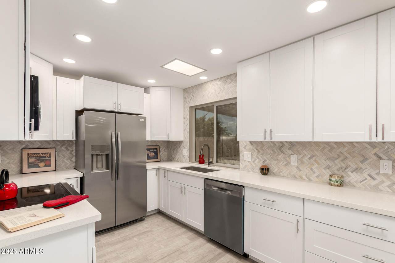 9713 Raintree Drive - Photo 1