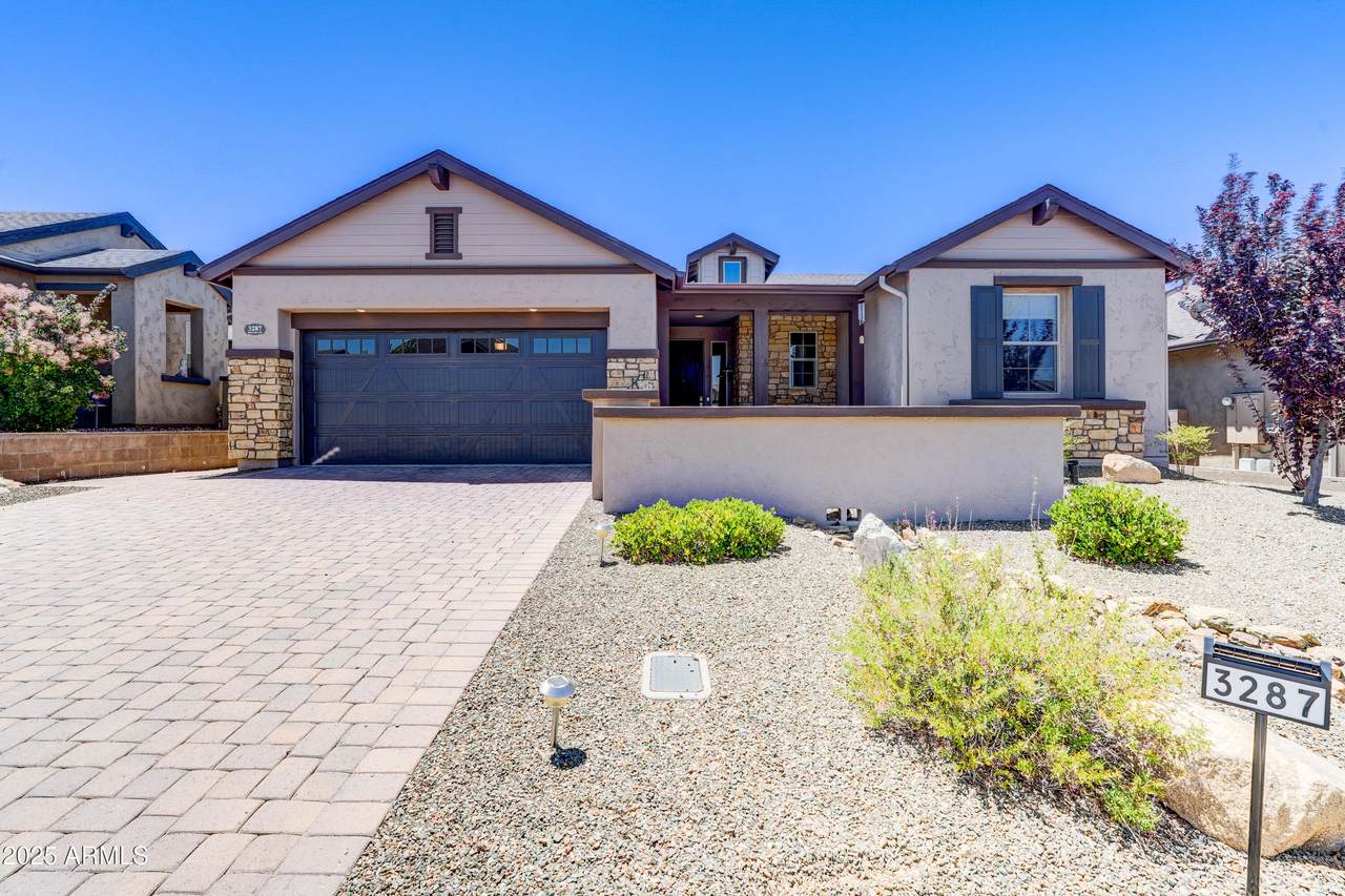 3287 Dells Canyon Drive - Photo 1