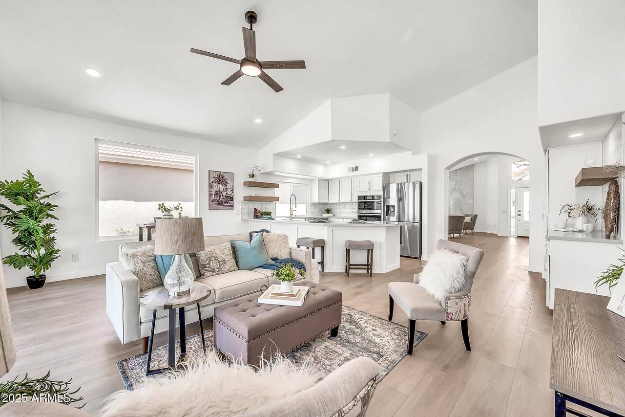 10914 Navajo Drive - Photo 1