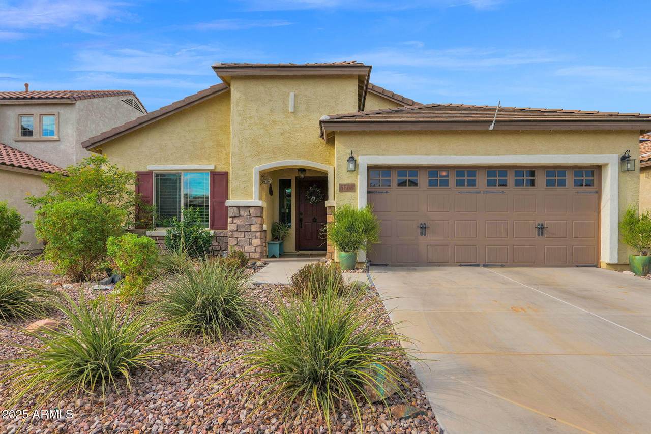 5668 Admiral Way - Photo 1