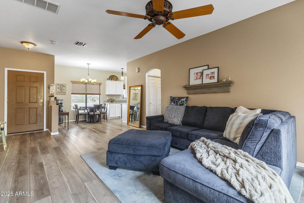 13818 Saguaro Boulevard - Photo 1