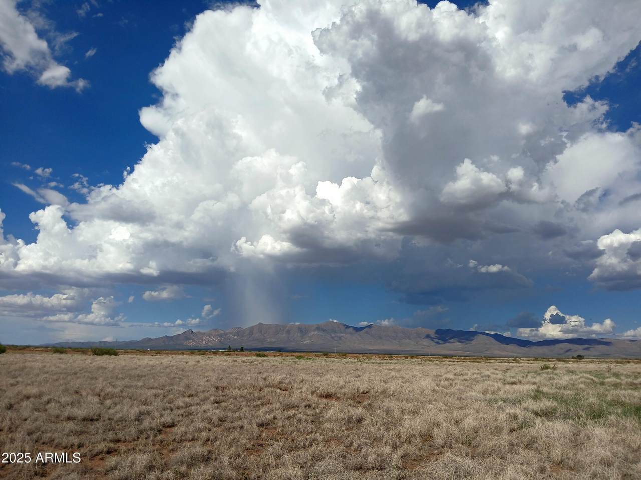 https://bt-photos.global.ssl.fastly.net/armls/1280_boomver_1_6902612-2.jpg