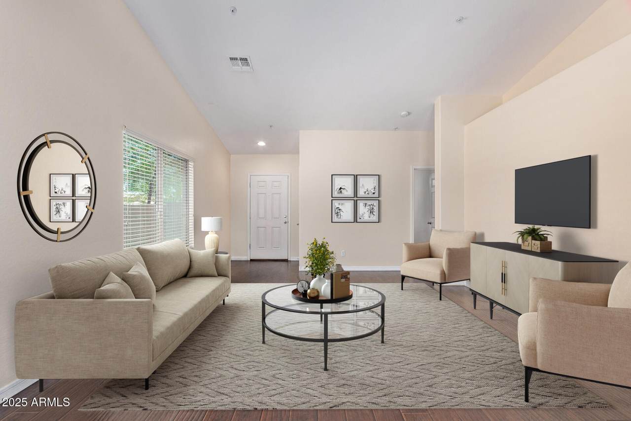 809 113TH Avenue - Photo 1