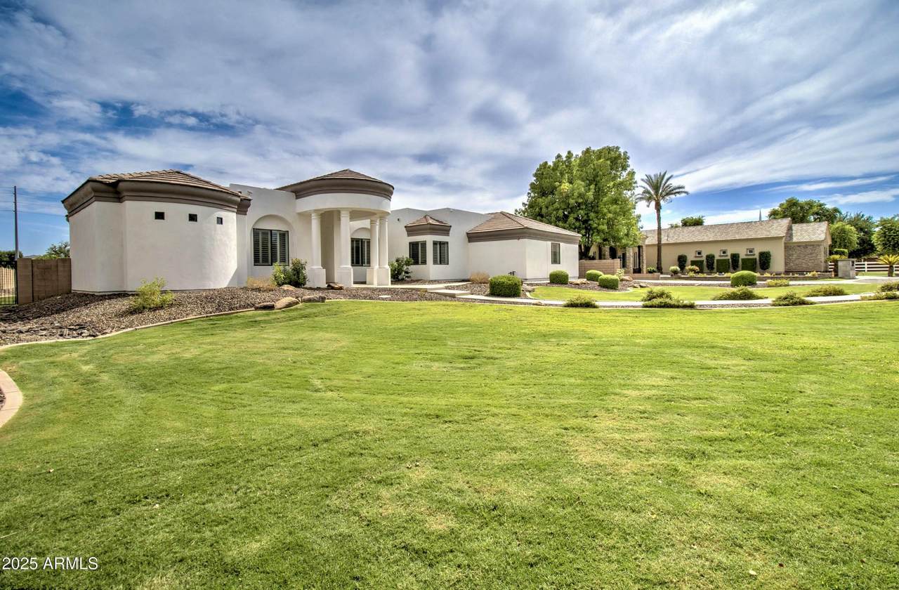 21915 Reina Drive - Photo 1